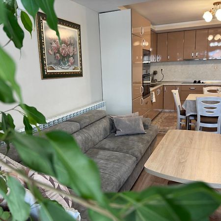 Guest House Tatiana /Къща За Гости Татяна Petritj Exteriör bild
